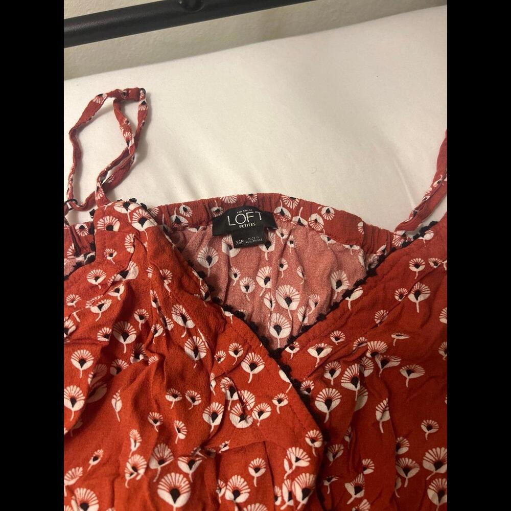 LOFT red cute jumpsuit romper/shortfalls xsp